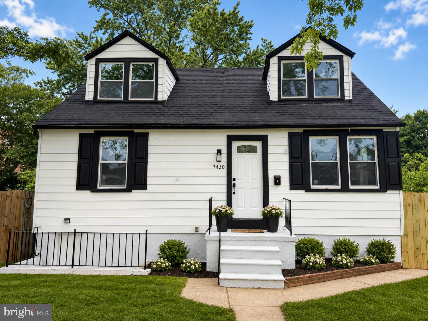 FAIRLAWN - Residential