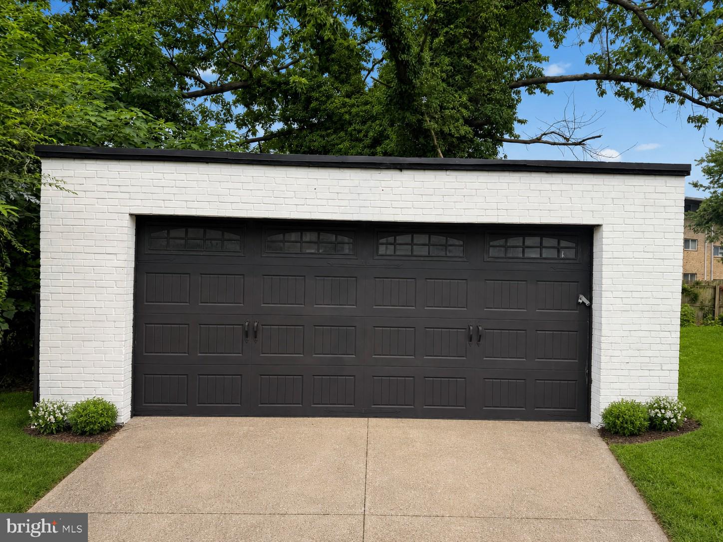 FAIRLAWN - Residential