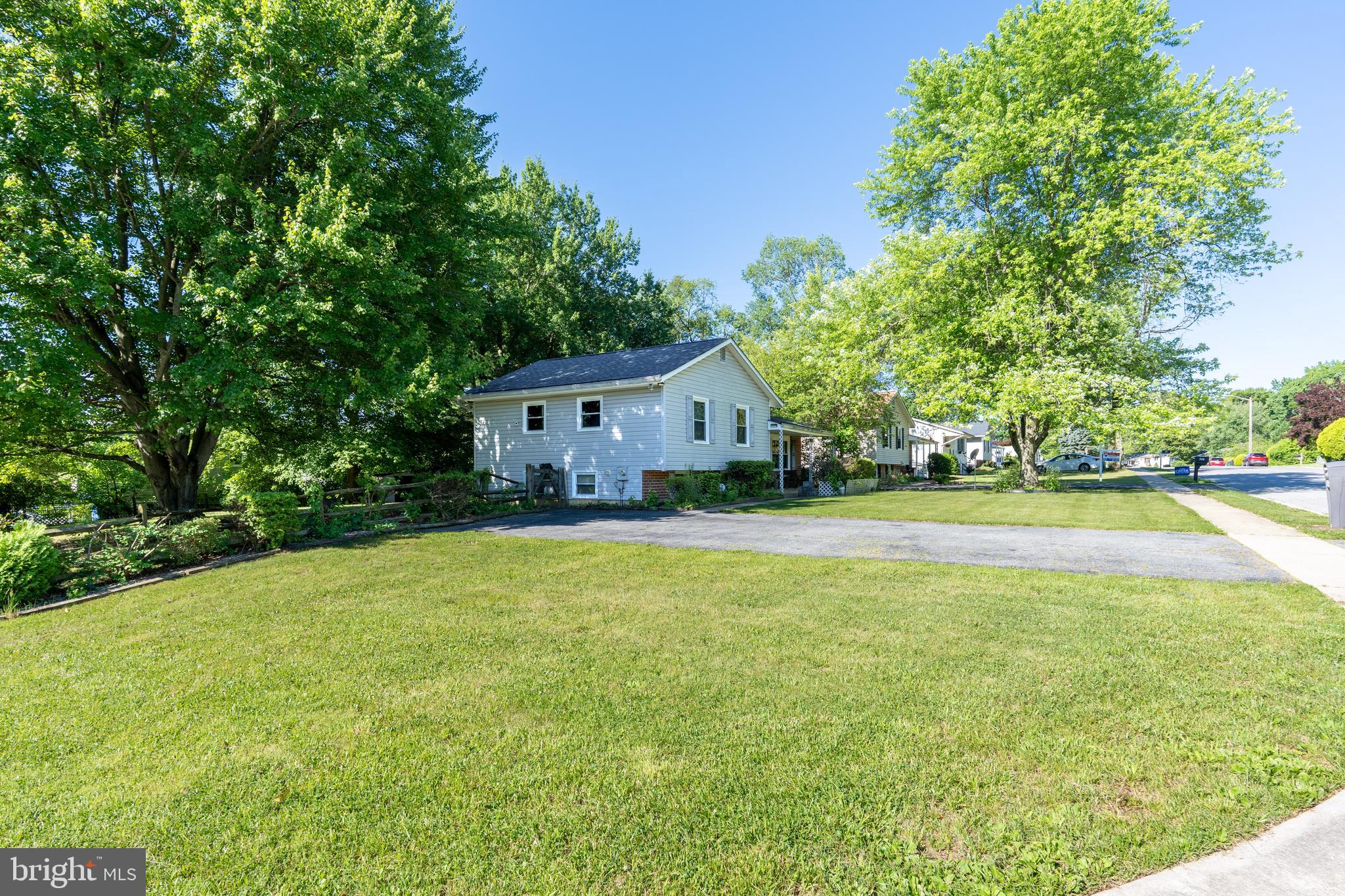 BUCKHILL FARMS - Residential