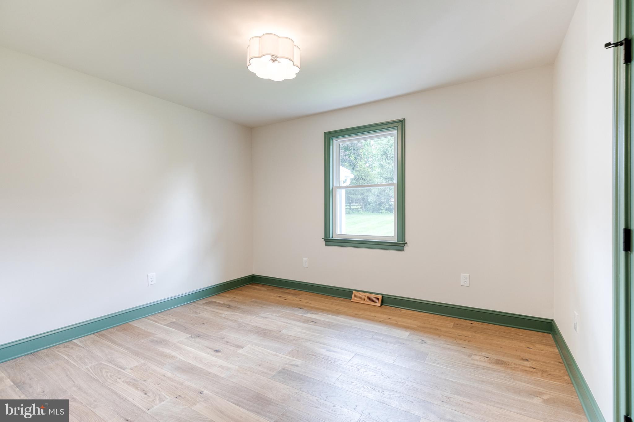 HEATHERFIELD - Residential