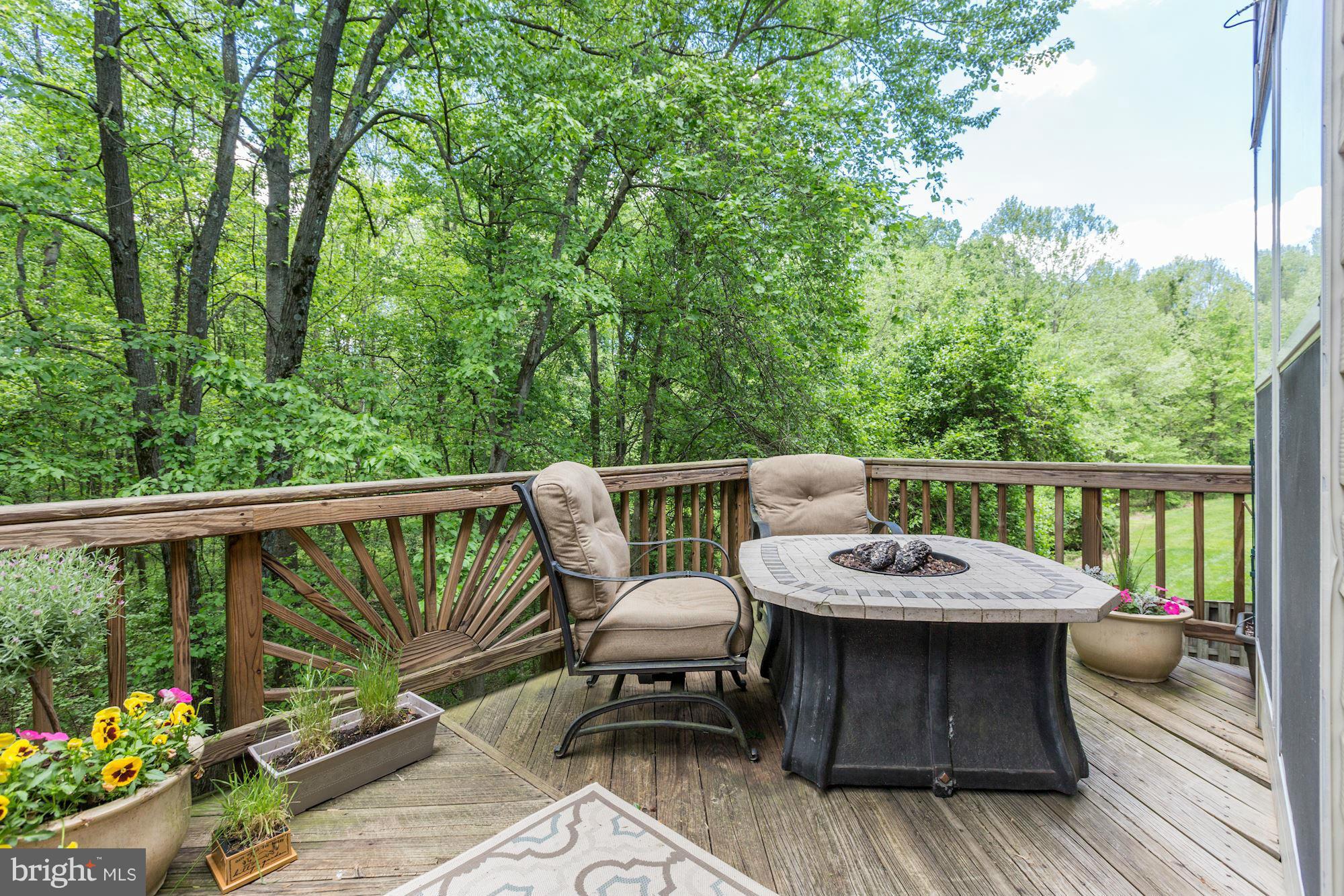 JAMES CREEK - Residential