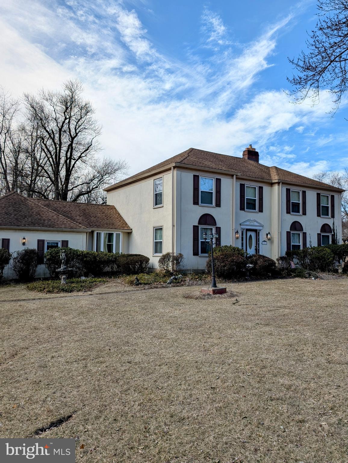 CHARTER CHASE - Residential