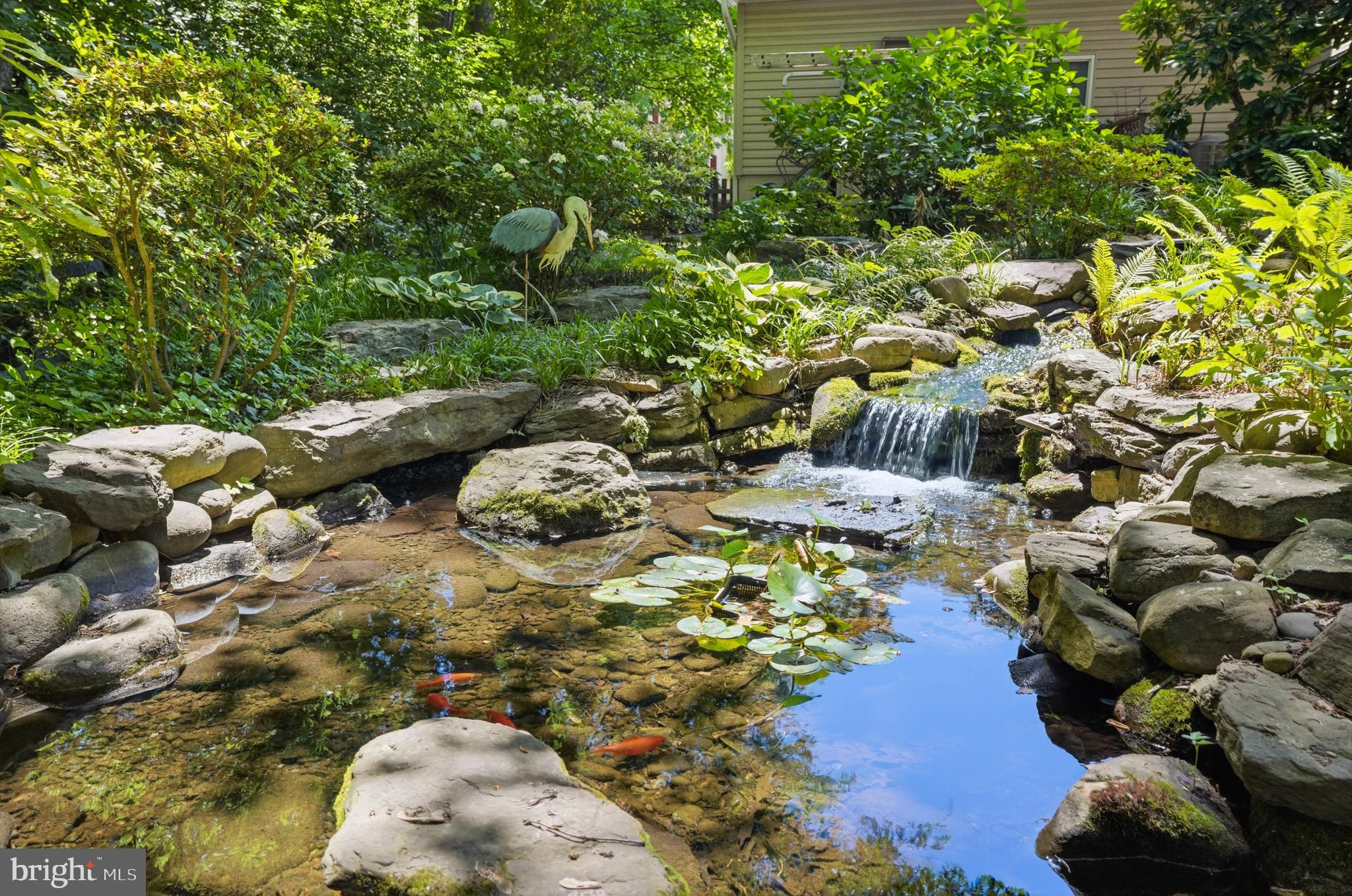 BAY HILLS - Residential