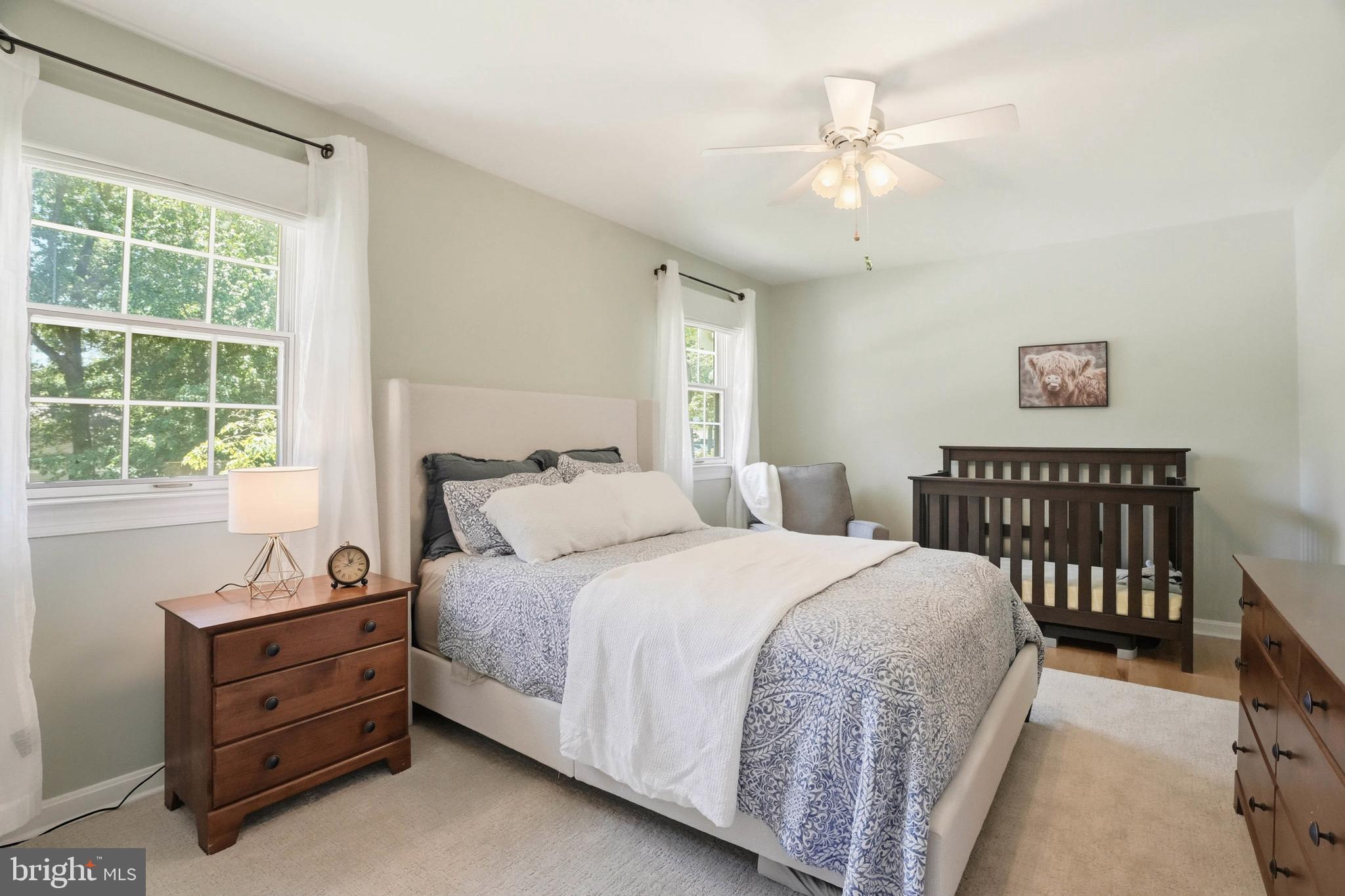 BAY HILLS - Residential