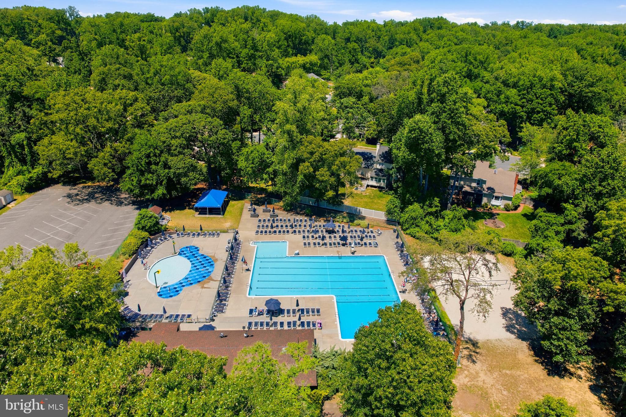 BAY HILLS - Residential