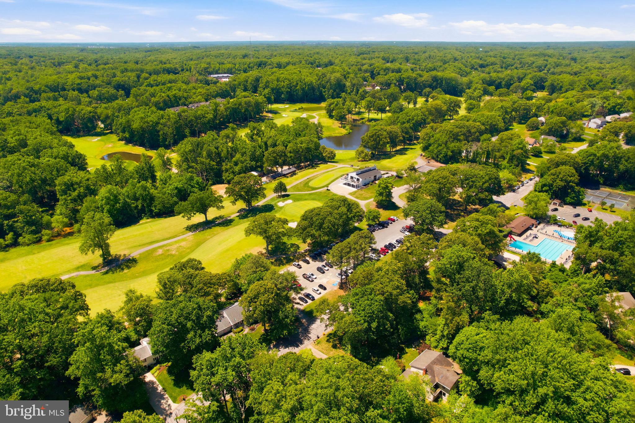BAY HILLS - Residential