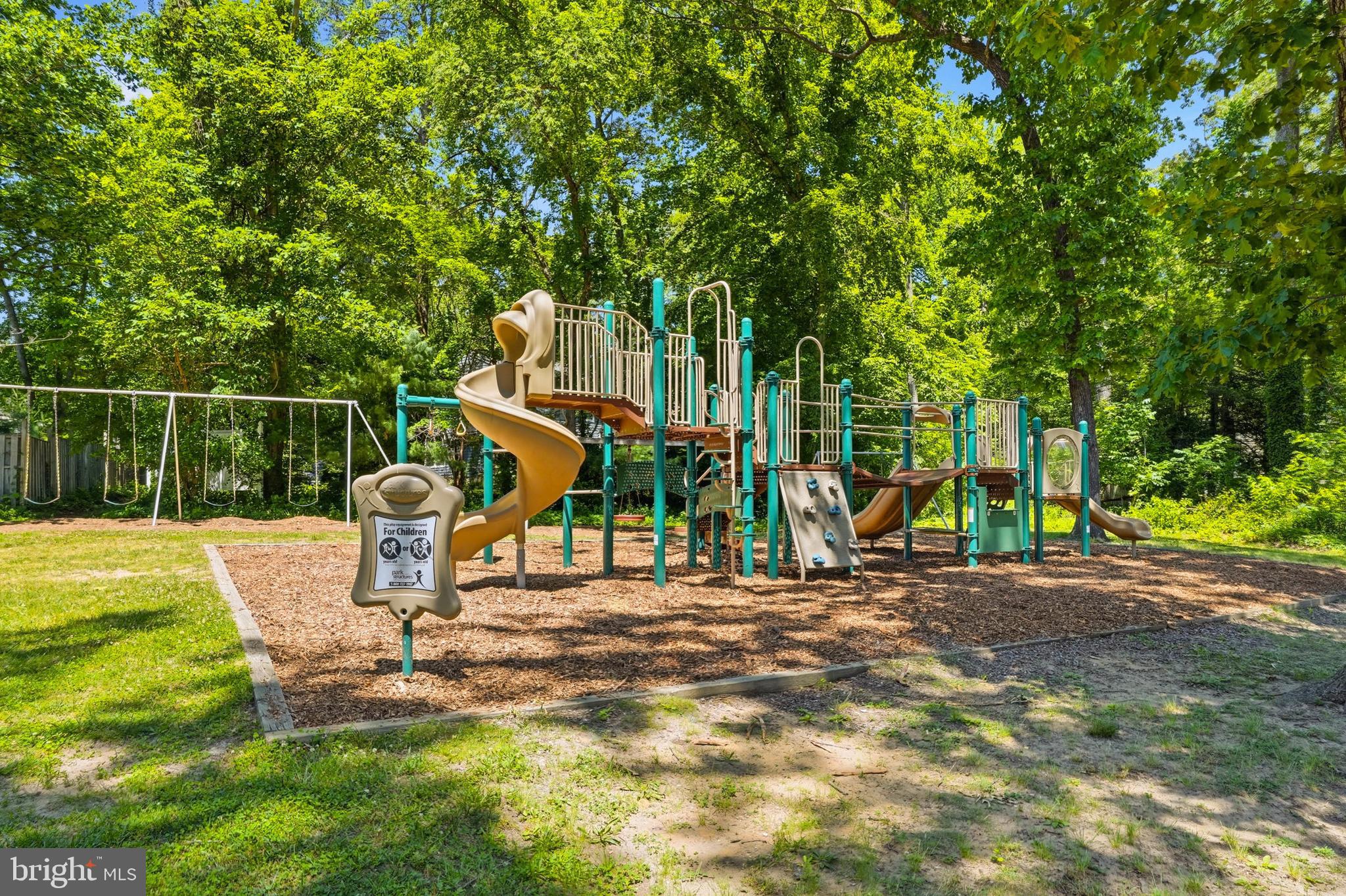 BAY HILLS - Residential