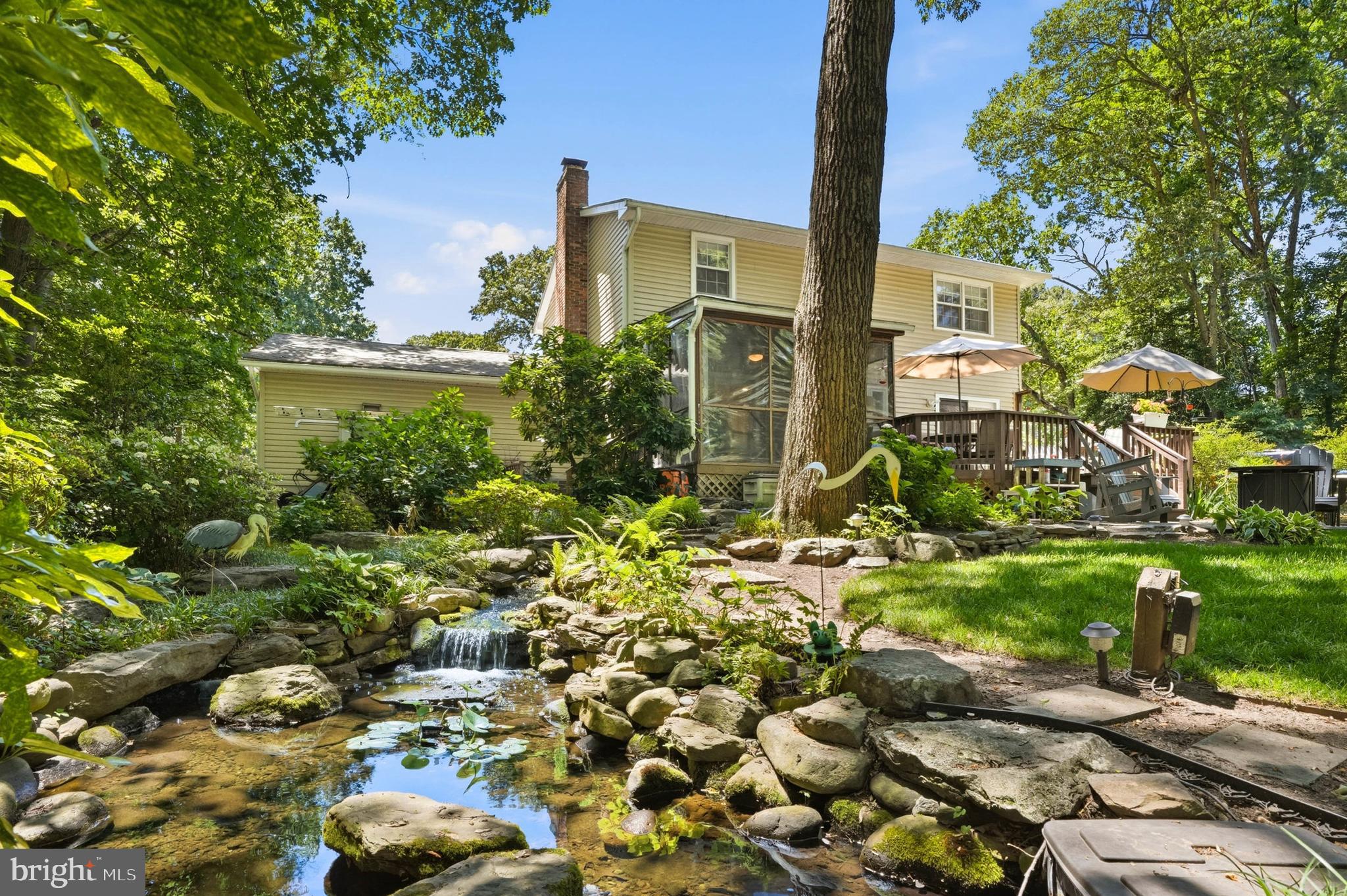 BAY HILLS - Residential