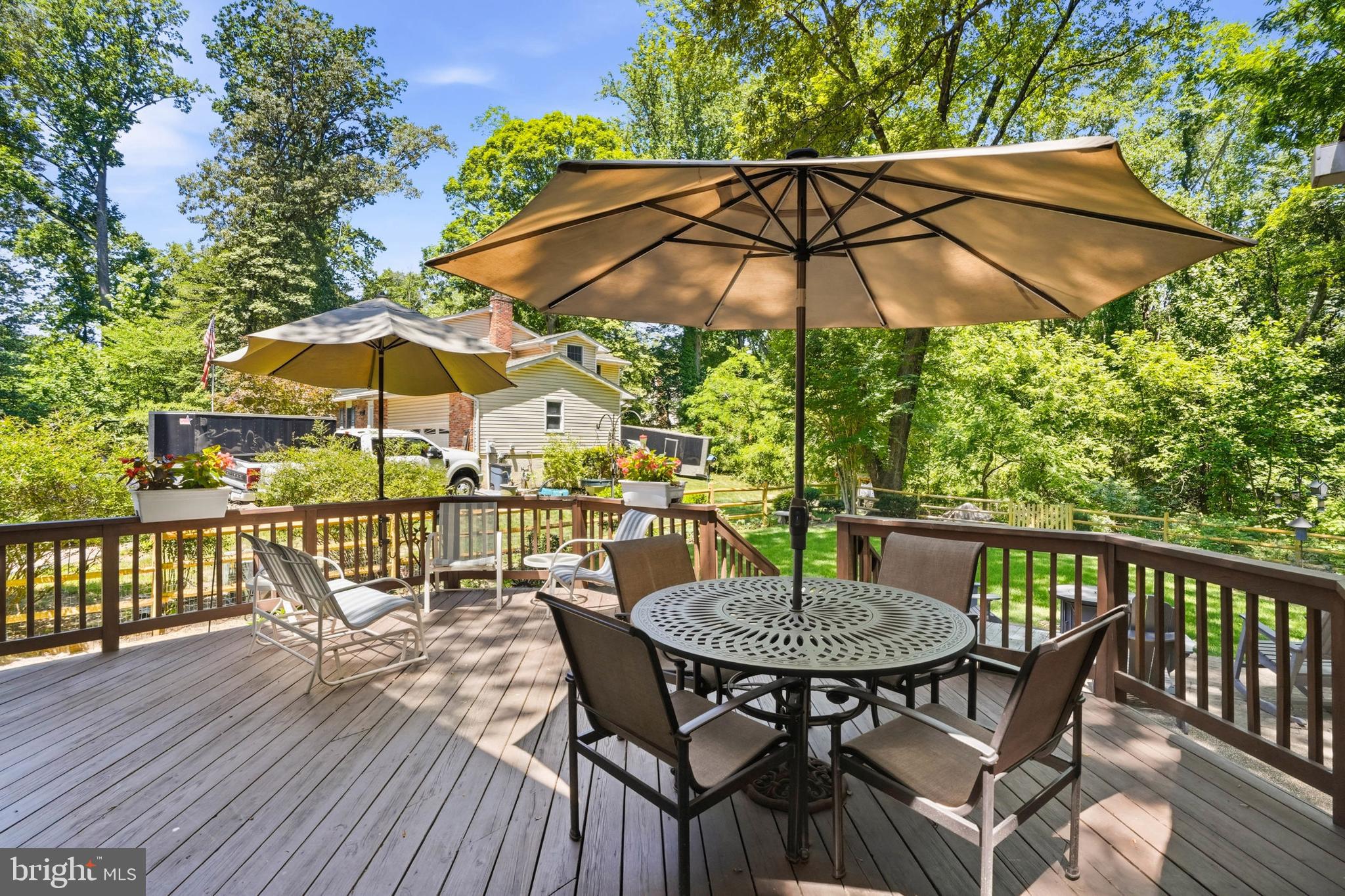 BAY HILLS - Residential