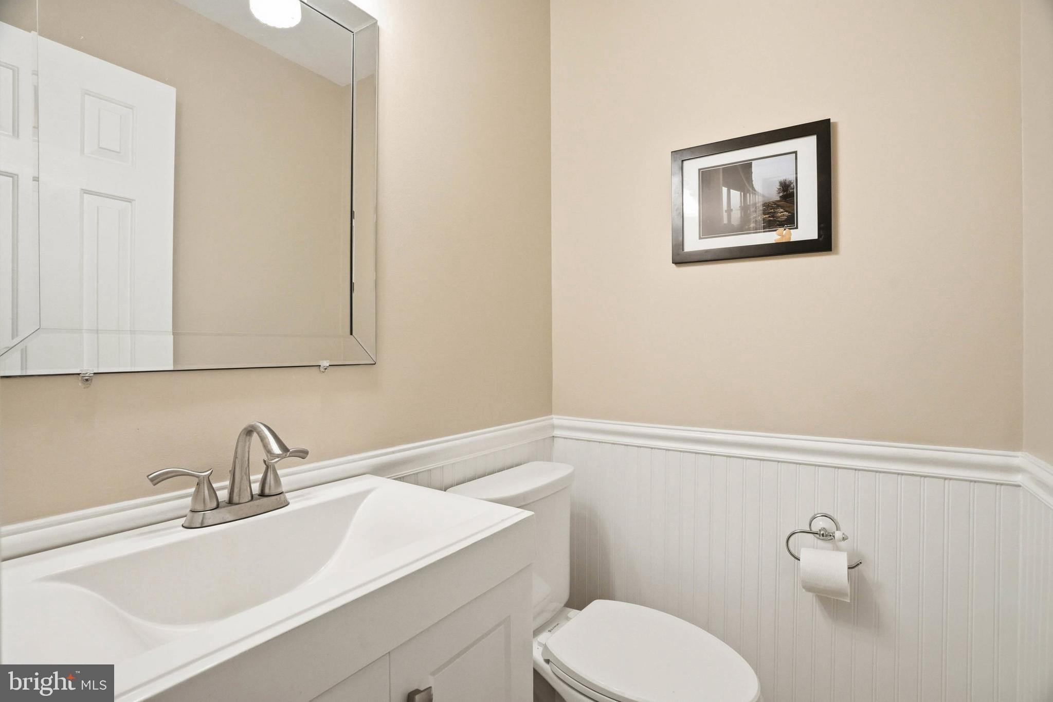 BAY HILLS - Residential