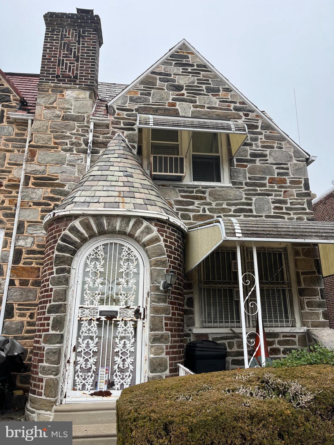 OVERBROOK - Residential
