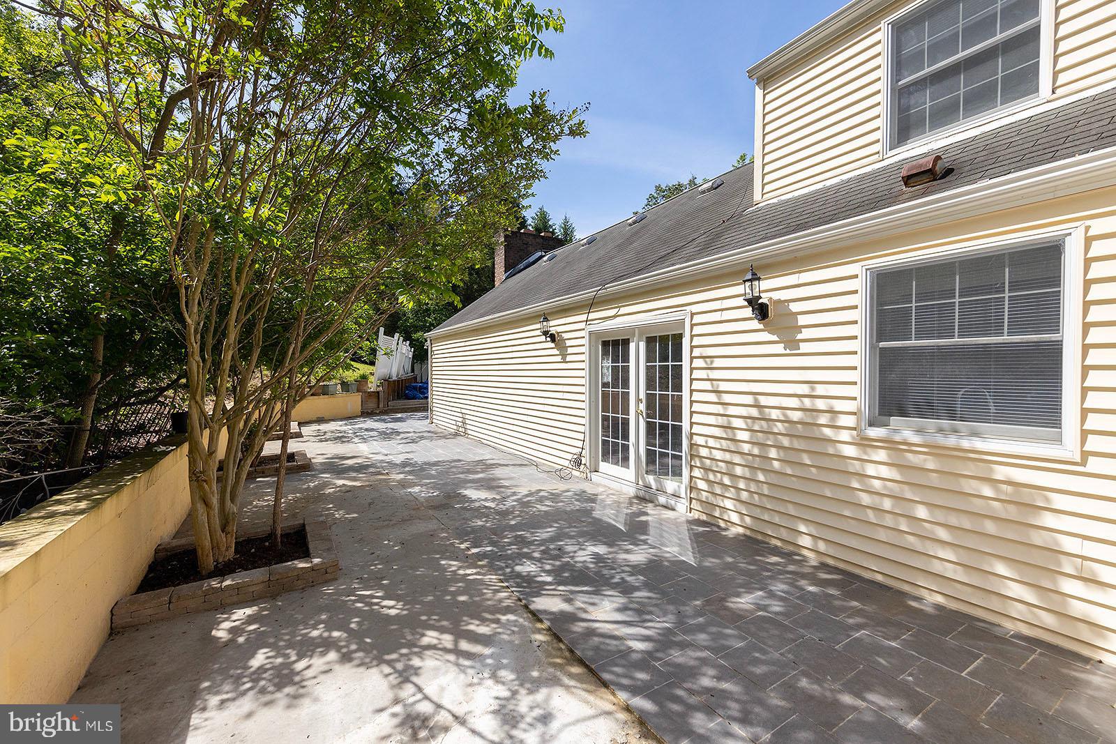 HOMEWOOD - Residential