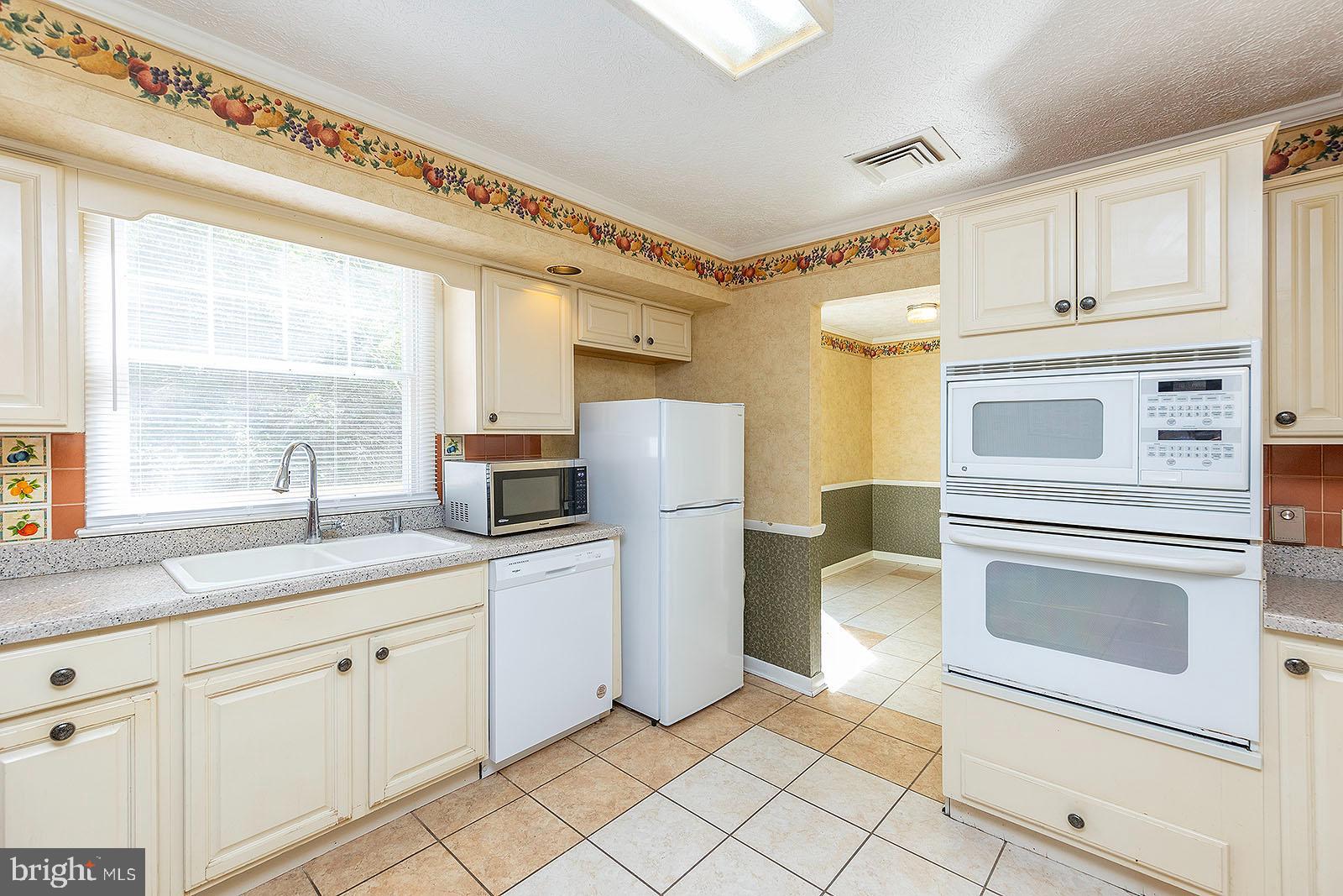HOMEWOOD - Residential