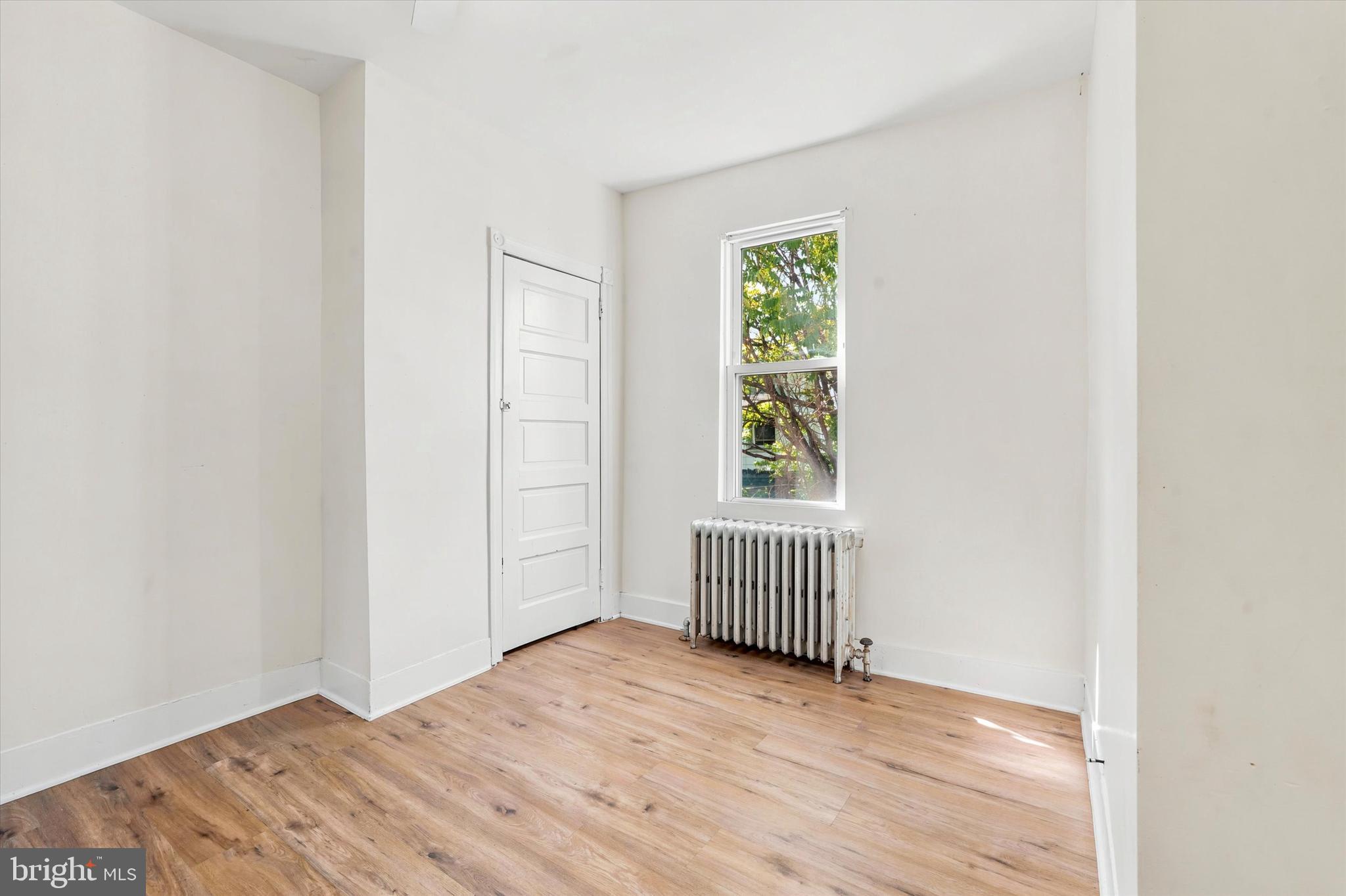 PORT RICHMOND - Residential