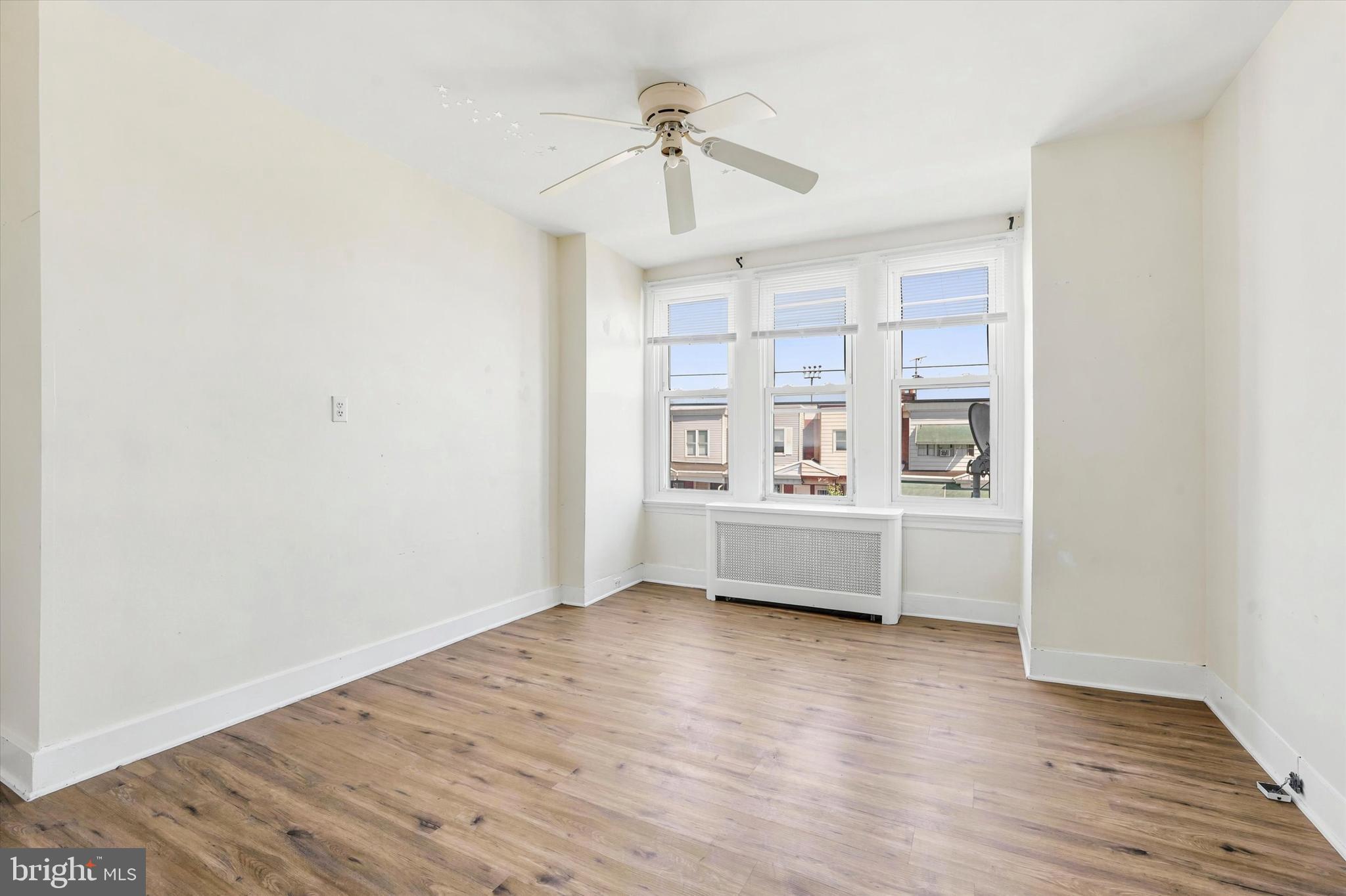 PORT RICHMOND - Residential