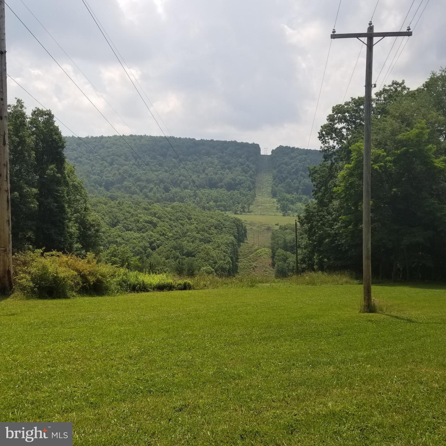 WES MOUNTAIN - Land