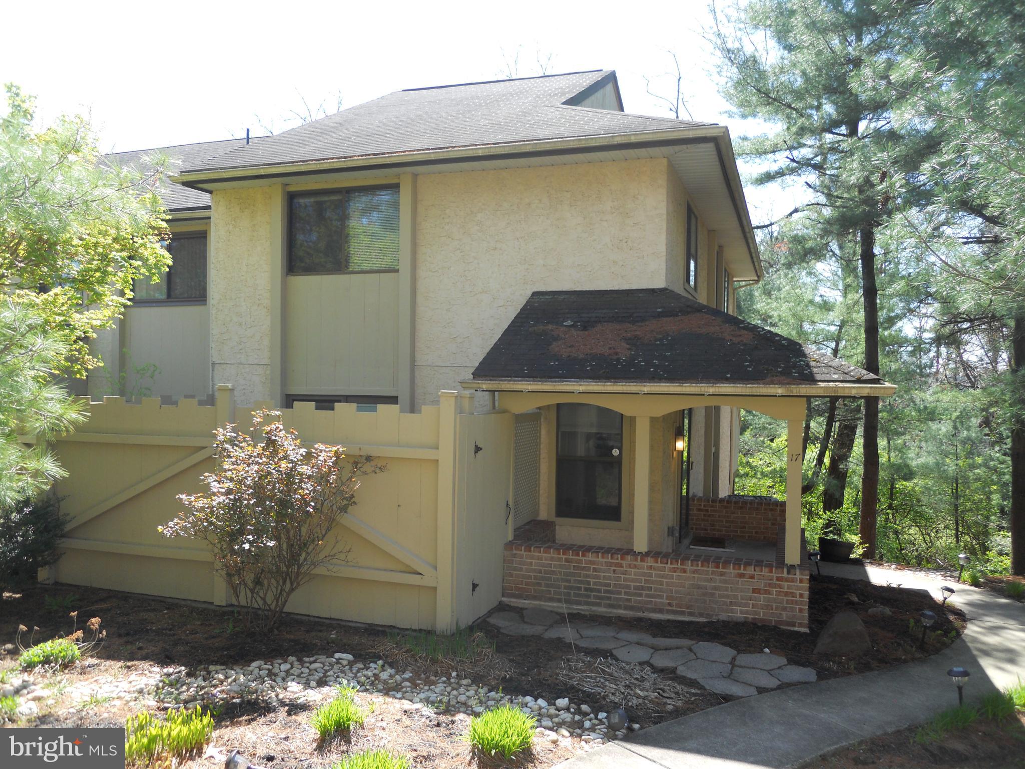 FLYING HILLS - Residential