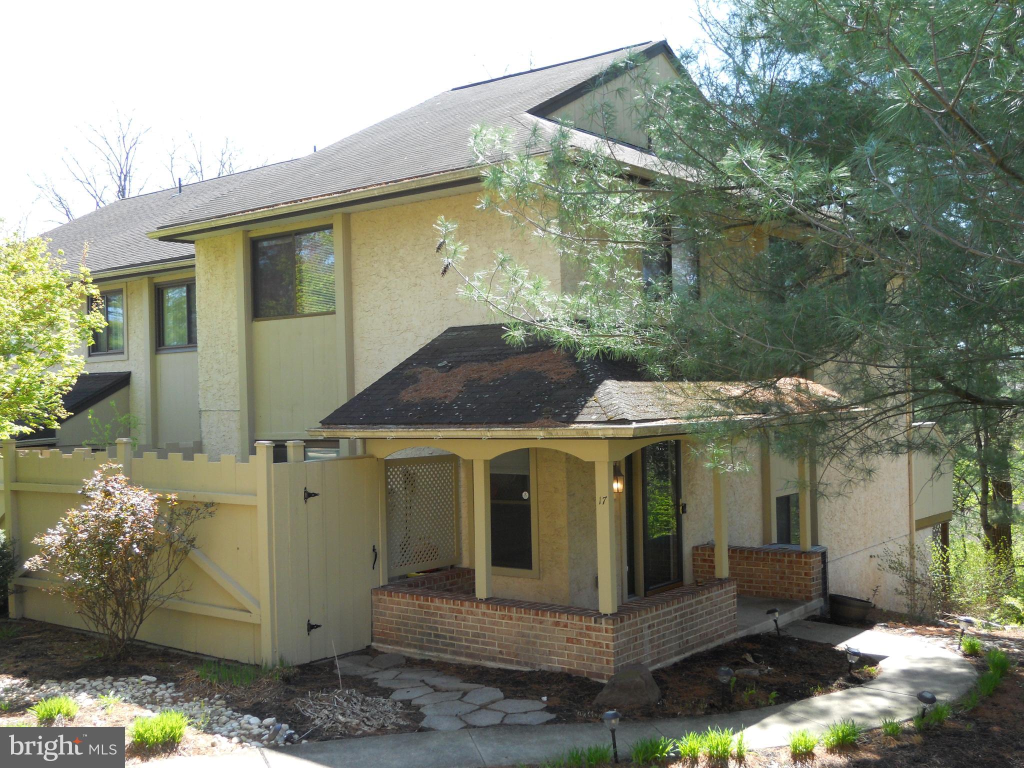 FLYING HILLS - Residential