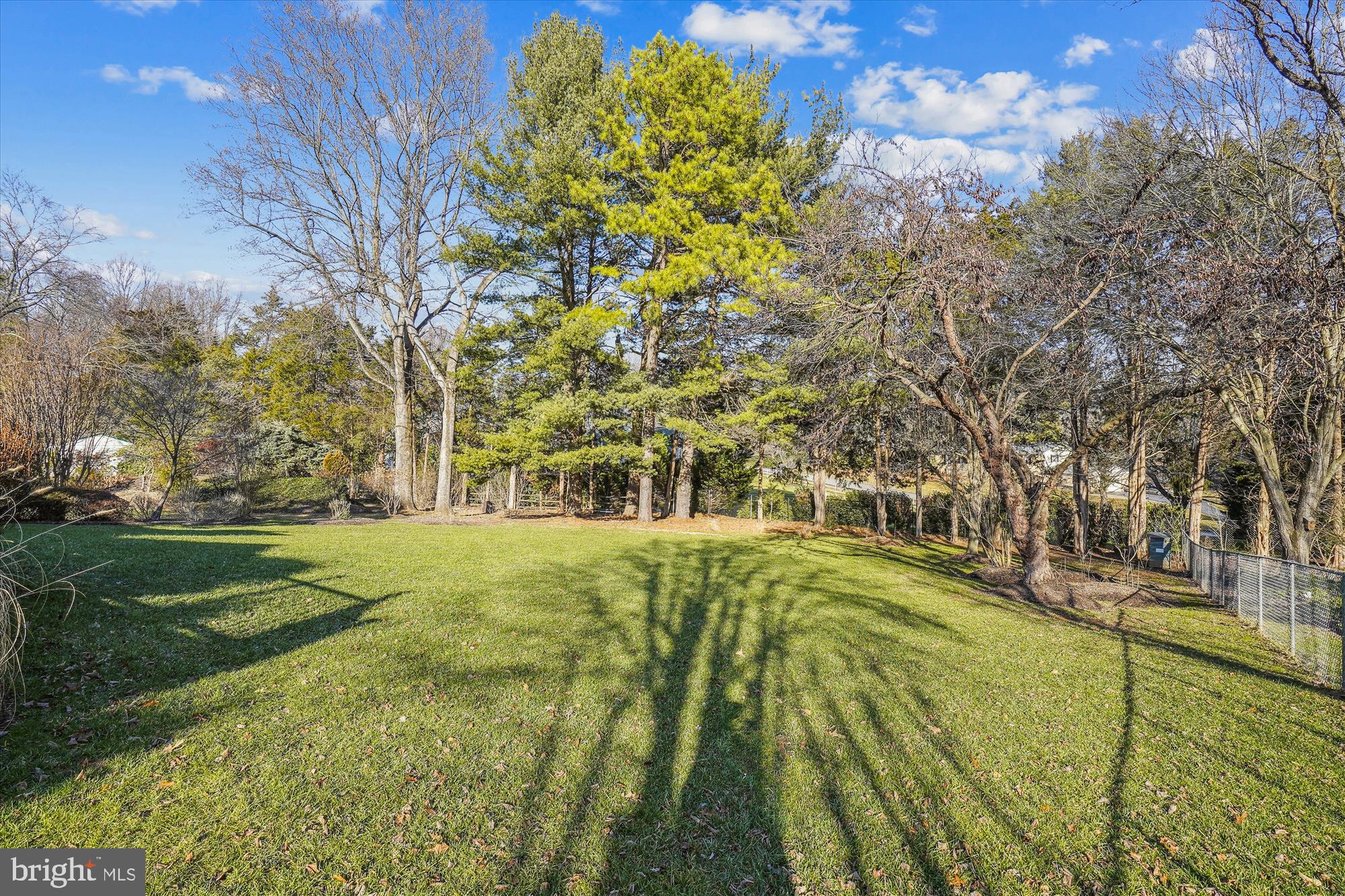 FOX MILL ACRES - Residential