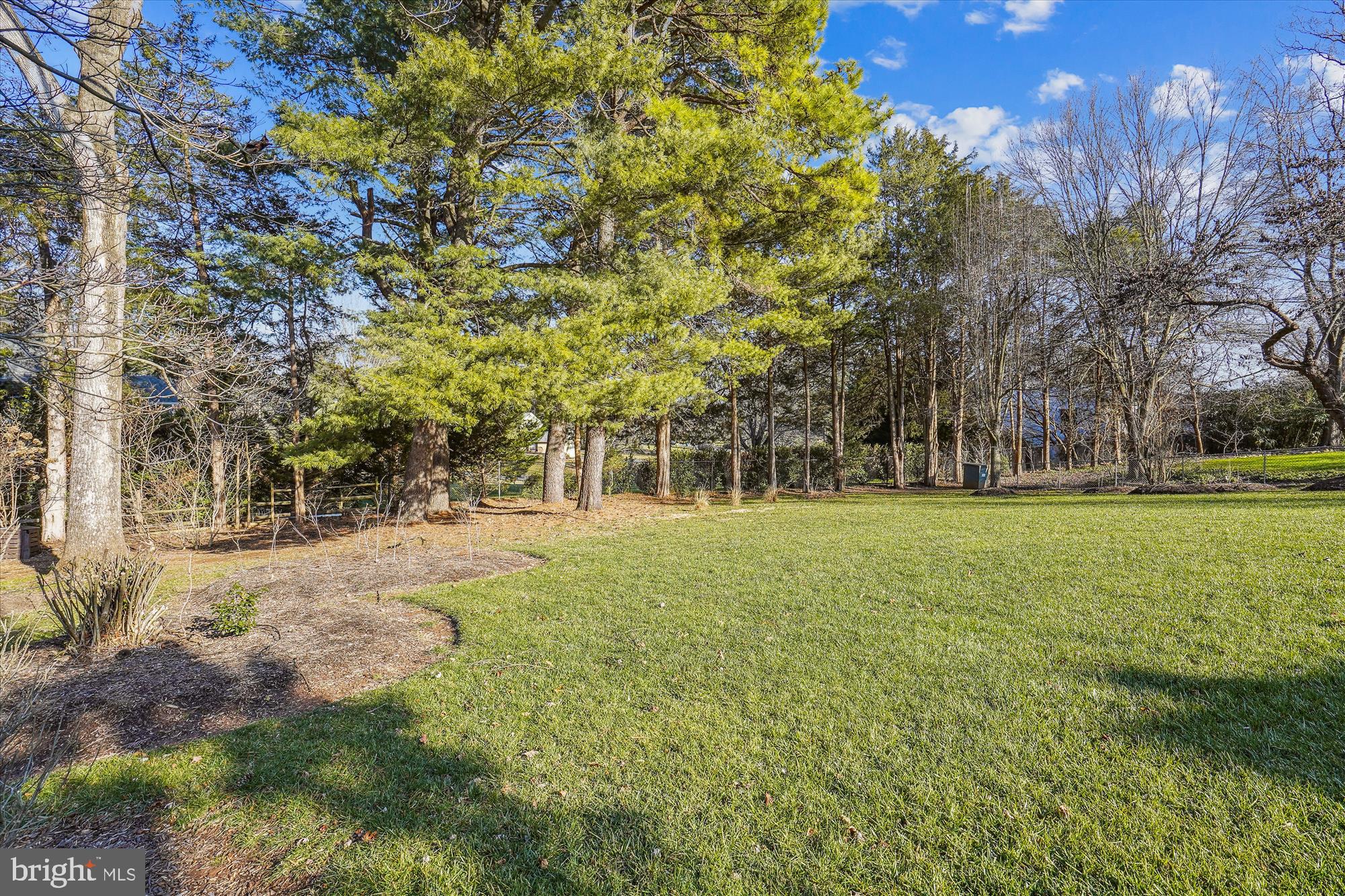 FOX MILL ACRES - Residential