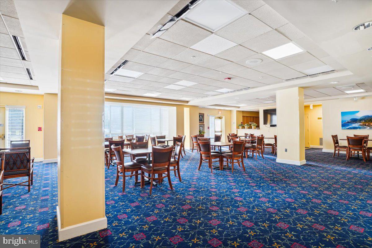 ROSSMOOR LEISURE WORLD - Residential
