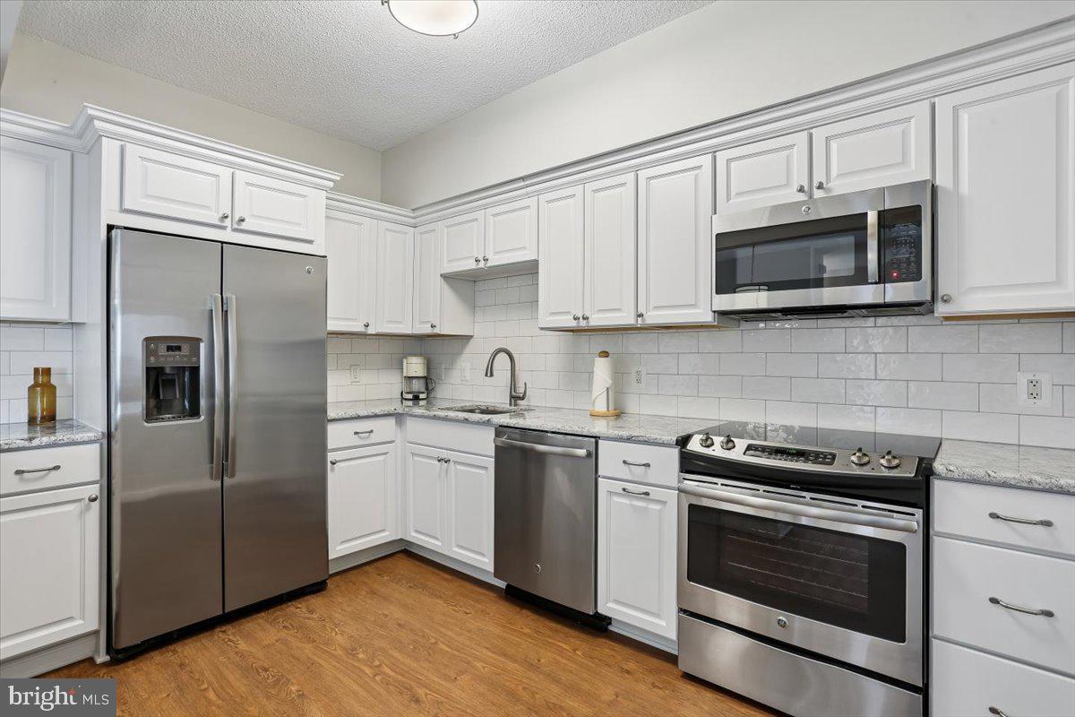 ROSSMOOR LEISURE WORLD - Residential