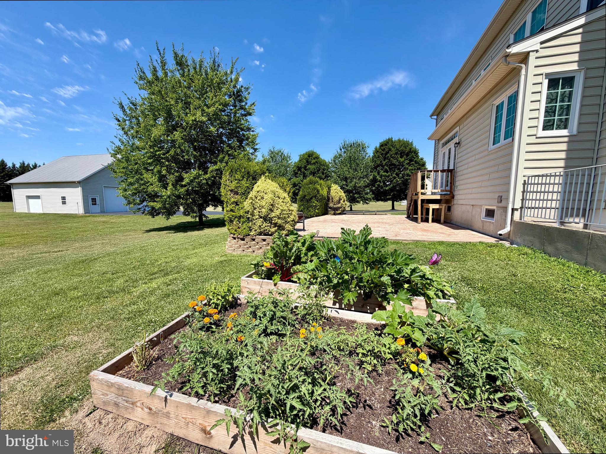 PINE TREE ESTATES - Residential