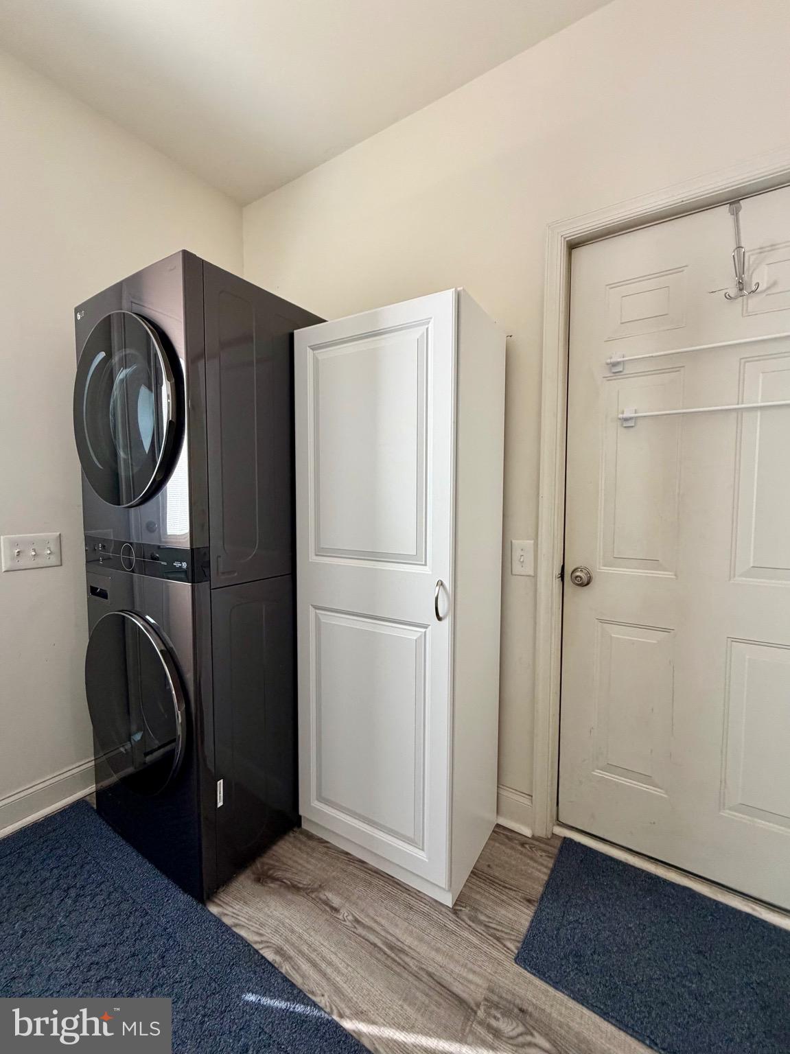 PINE TREE ESTATES - Residential