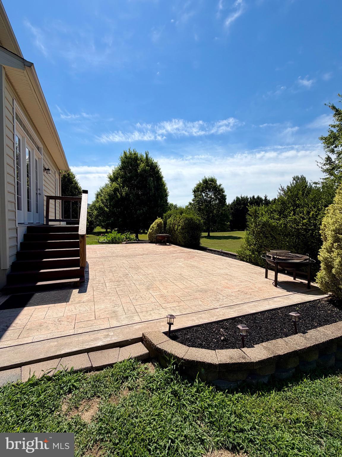 PINE TREE ESTATES - Residential