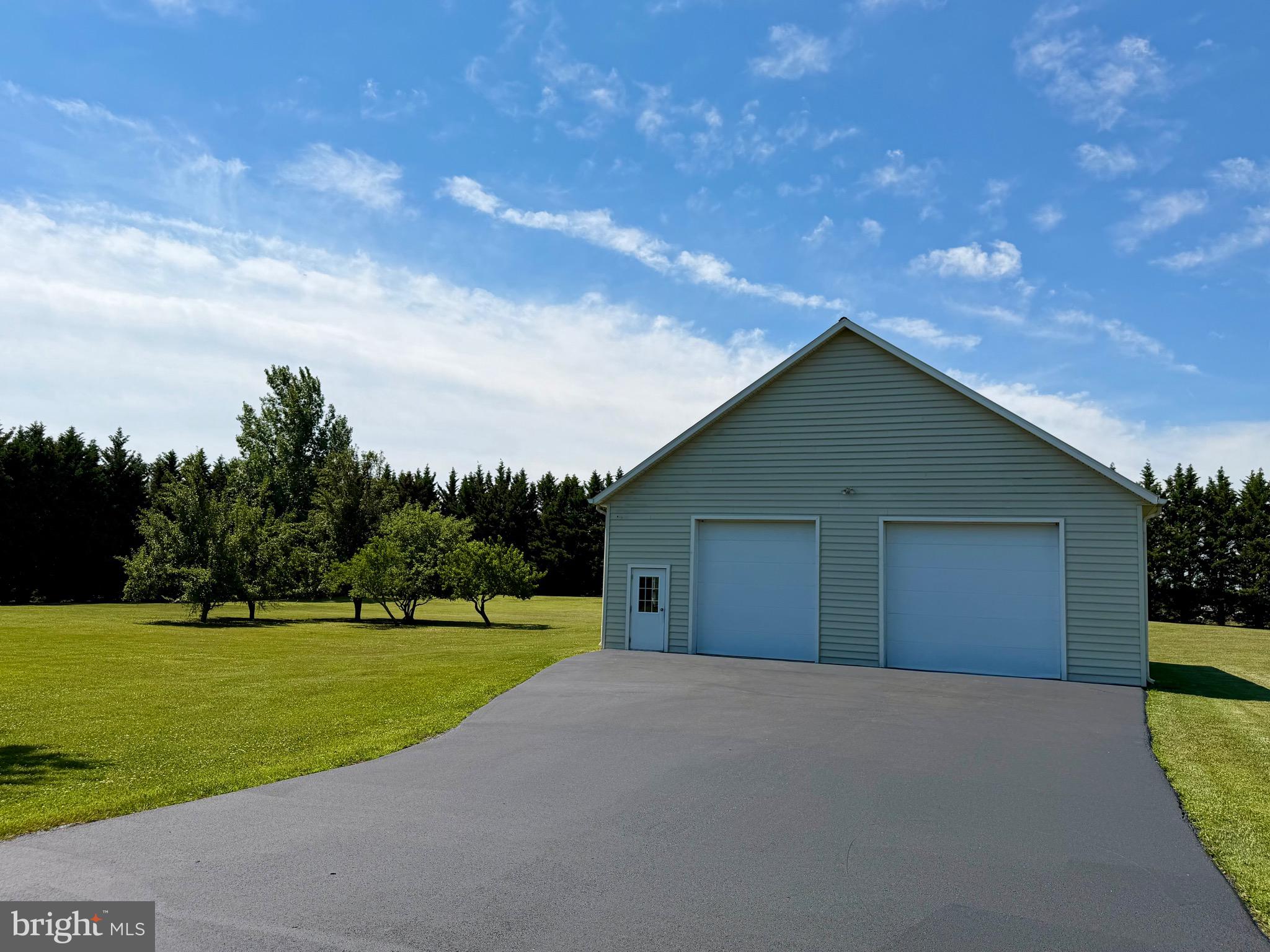 PINE TREE ESTATES - Residential