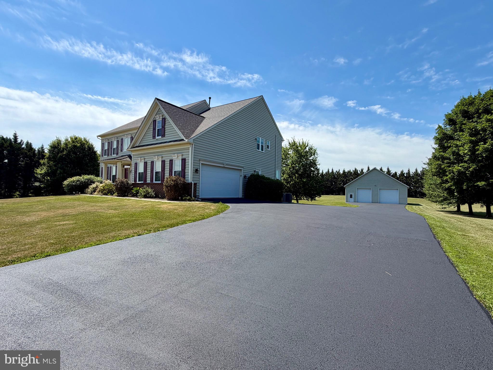 PINE TREE ESTATES - Residential
