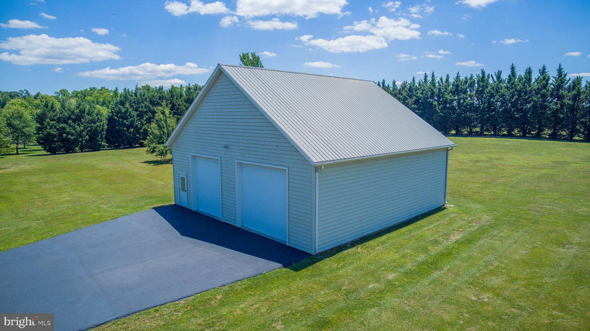 PINE TREE ESTATES - Residential