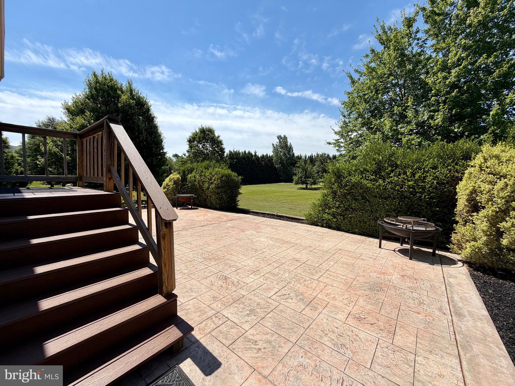 PINE TREE ESTATES - Residential