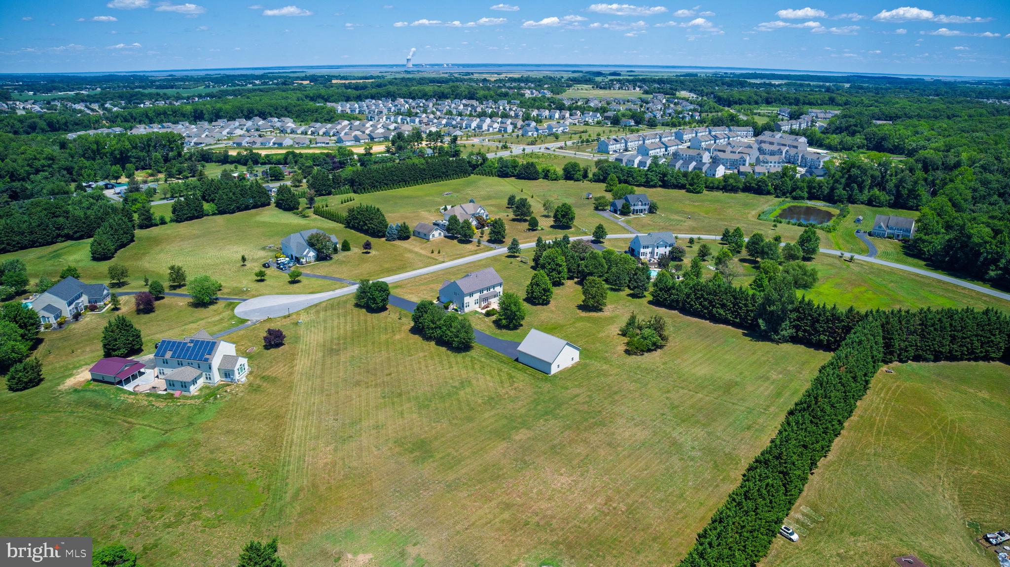 PINE TREE ESTATES - Residential