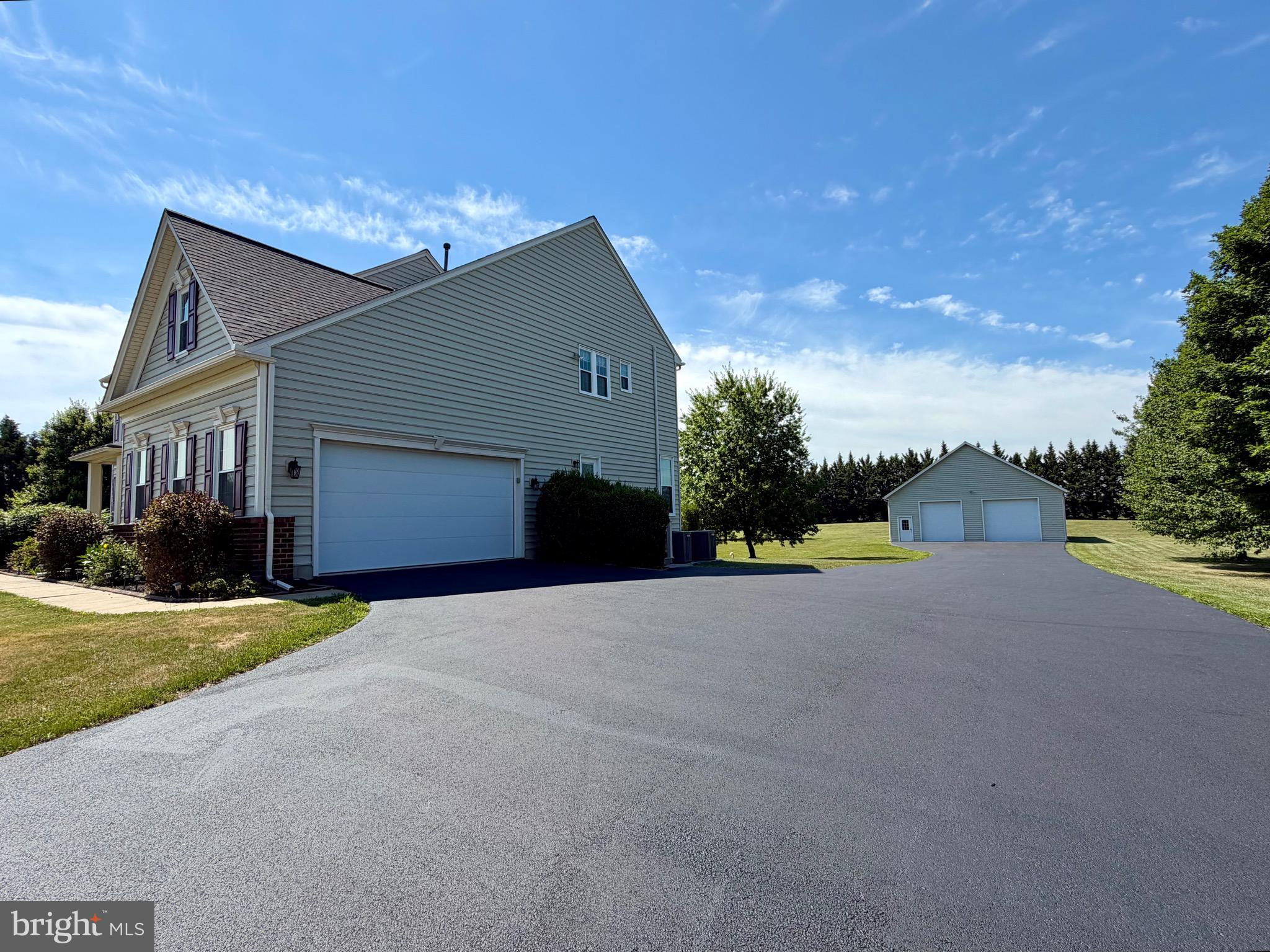 PINE TREE ESTATES - Residential
