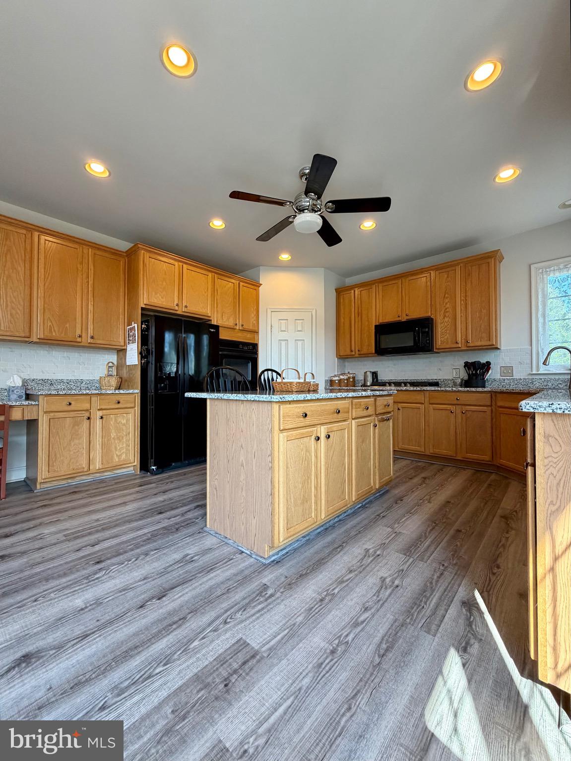 PINE TREE ESTATES - Residential