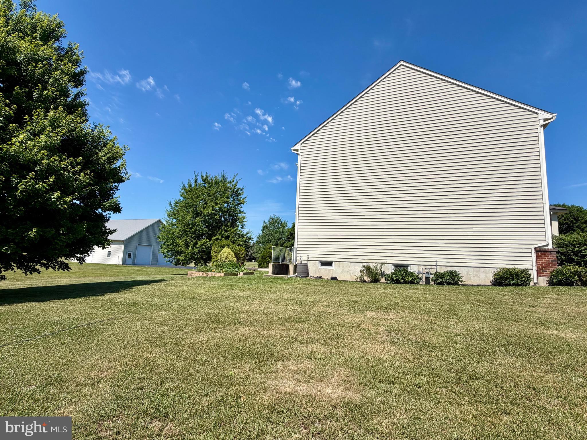 PINE TREE ESTATES - Residential