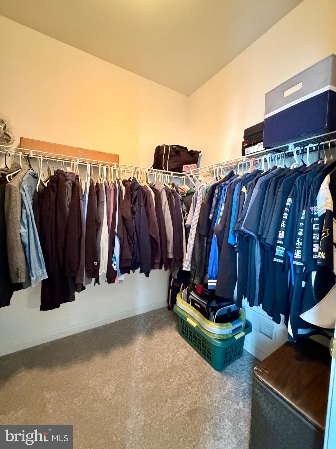 PINE TREE ESTATES - Residential