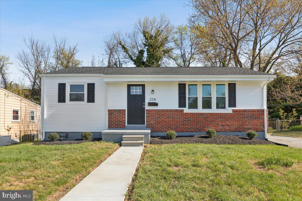 CRESTWOOD - Residential