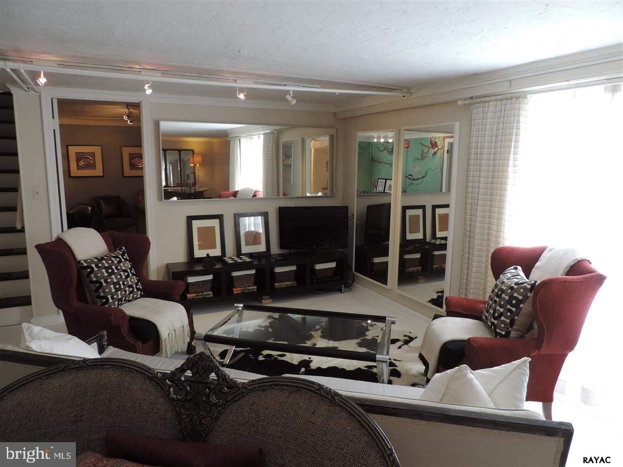 HILLCROFT - Residential