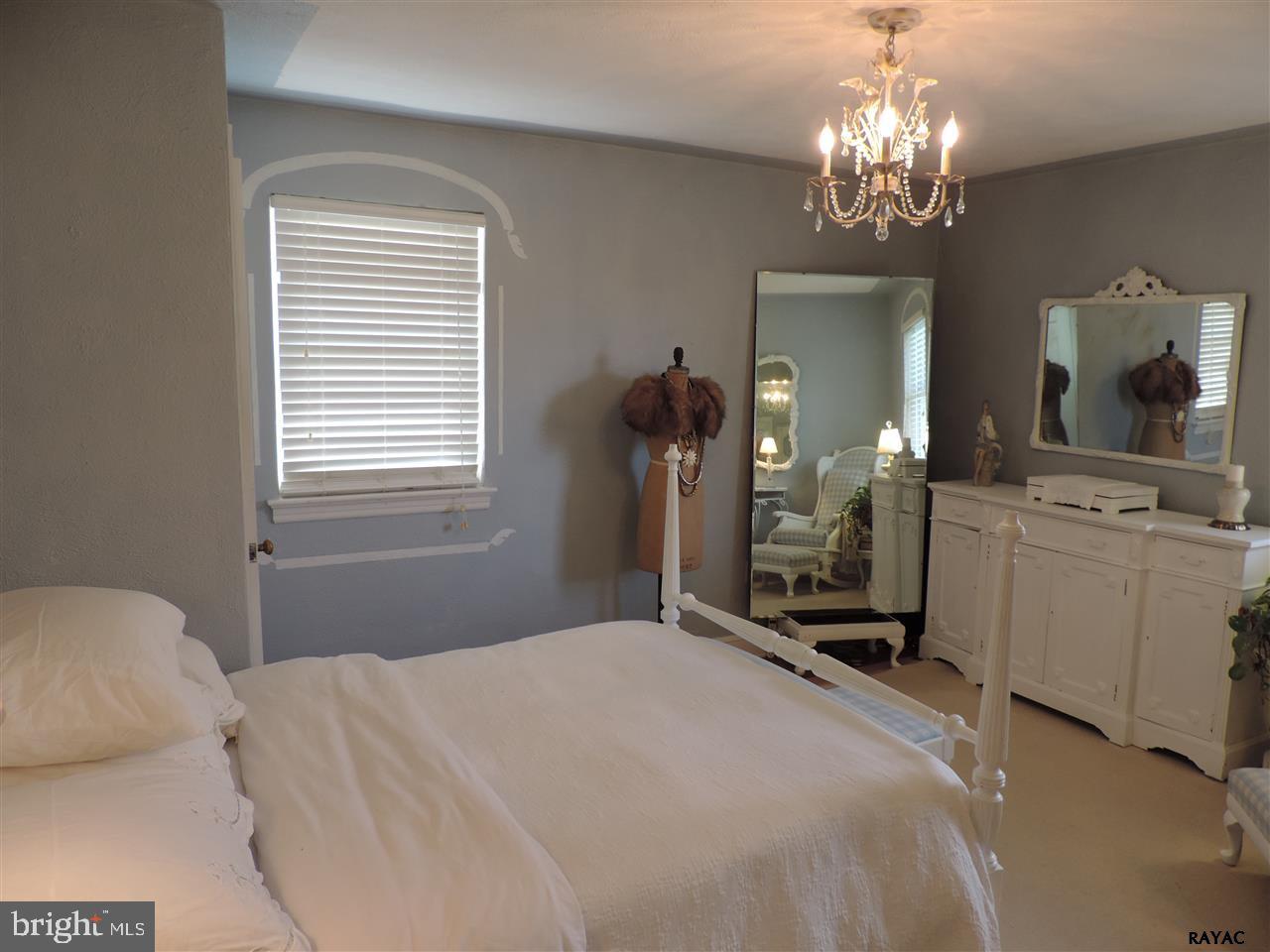 HILLCROFT - Residential