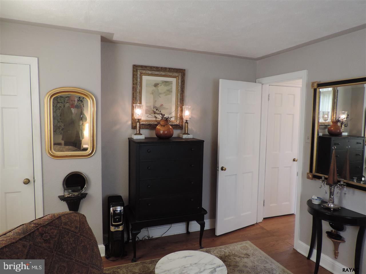 HILLCROFT - Residential