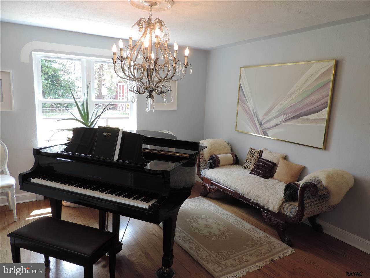 HILLCROFT - Residential