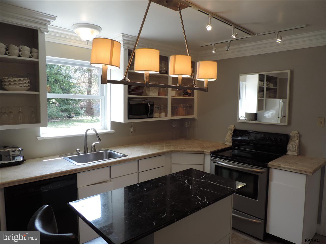 HILLCROFT - Residential