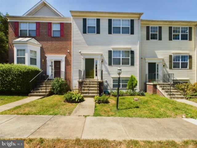 Great Price for a wonderful, spacious and bright Townhome with open floor model. 4 Br, 3.5 Bath with carpet throughout the house. Fully Finished walkout basement with a full bath. Close to Shopping nd Major Routes.

Please note that the seller might need 30-60 days of Post Settlement Occupancy.