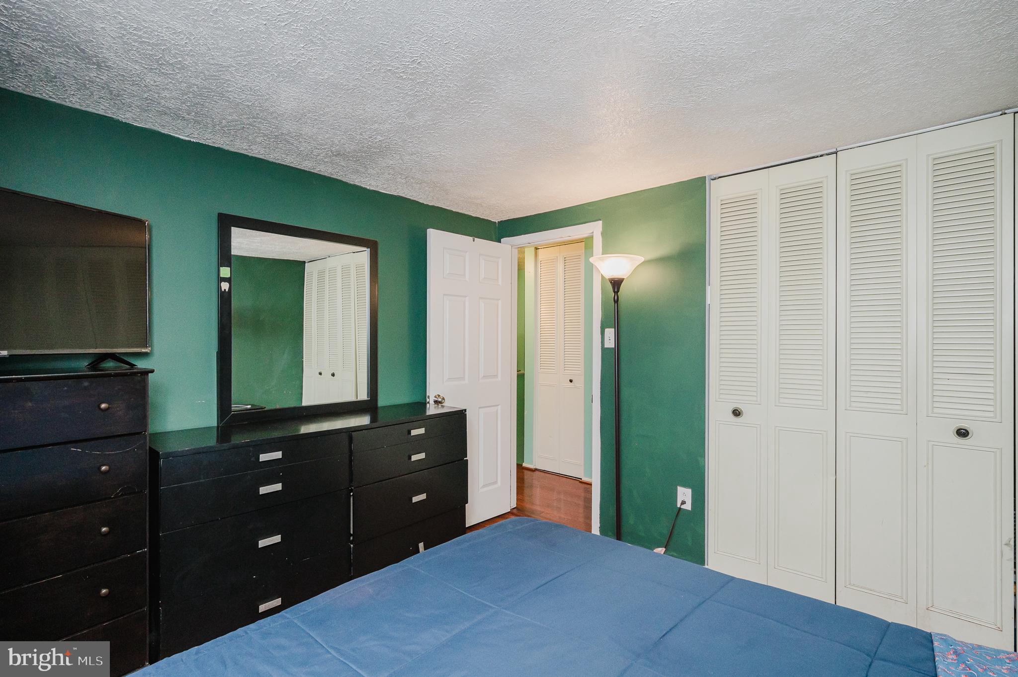 VILLAGE OF OWEN BROWN - Residential