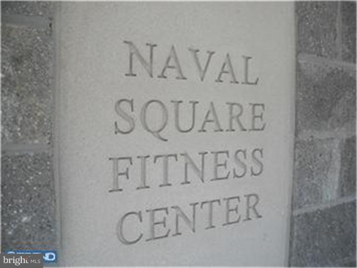 NAVAL SQUARE - Residential