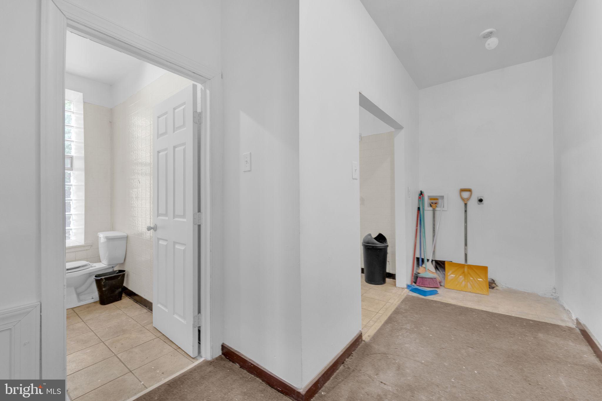 GERMANTOWN (WEST) - Residential