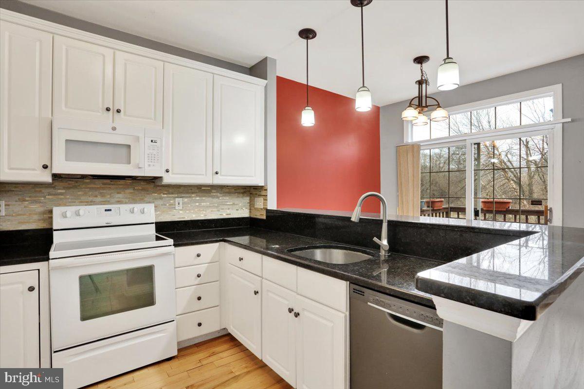 WYOMISSING COURT - Residential