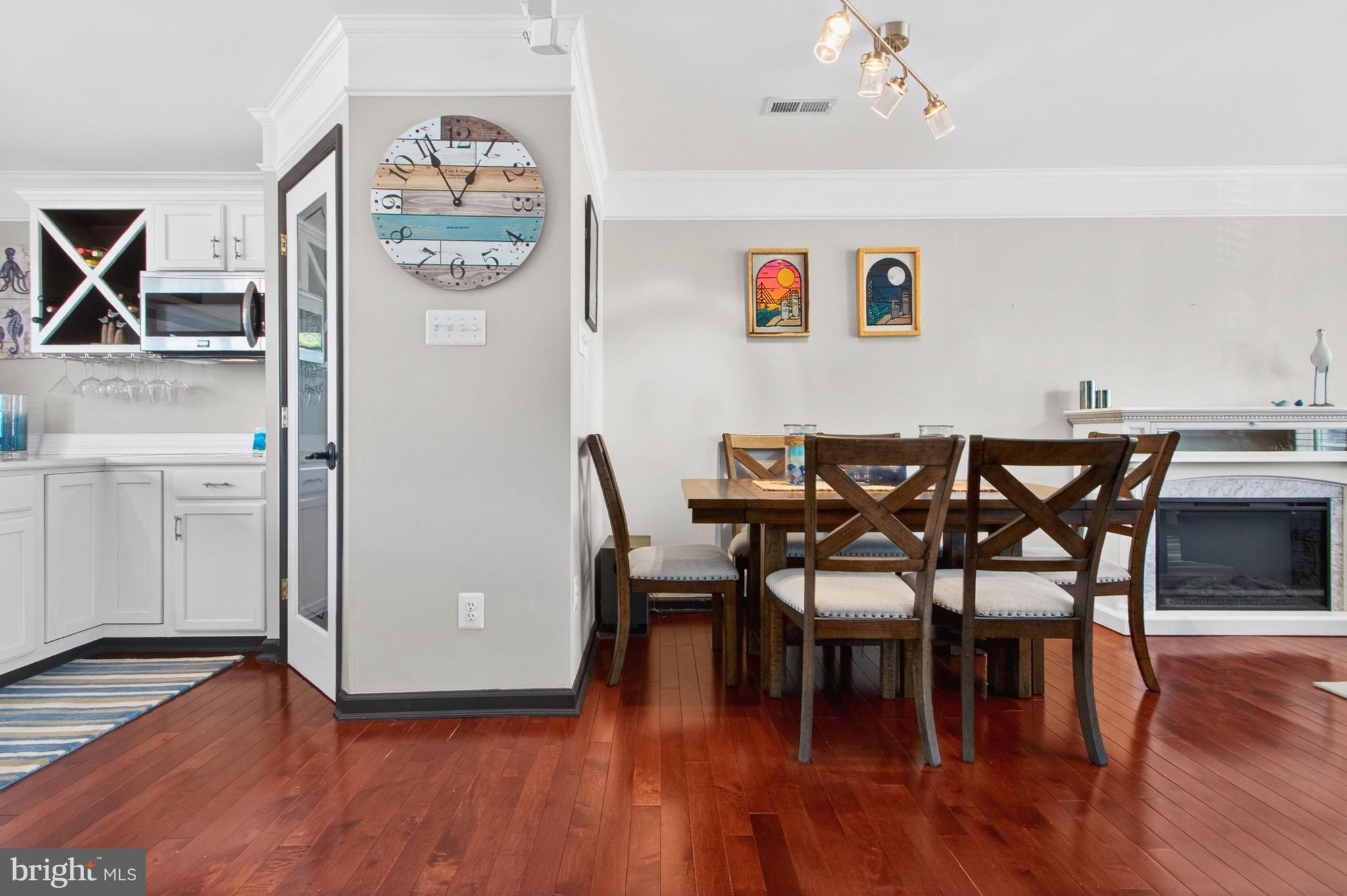 SHIPBUILDERS VILLAGE - Residential